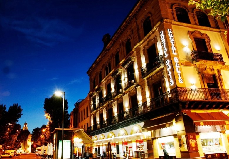 Hostal Dalis