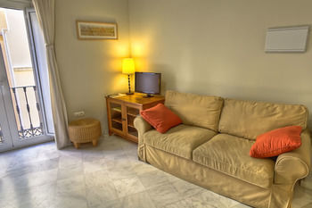 Apartamentos Mariano De Cavia