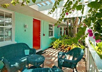 Hotel Tropic Isle Beach Resort