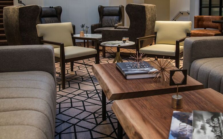 The Roosevelt, A Provenance Hotel