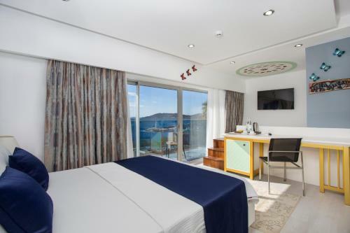 Sea View Hotel