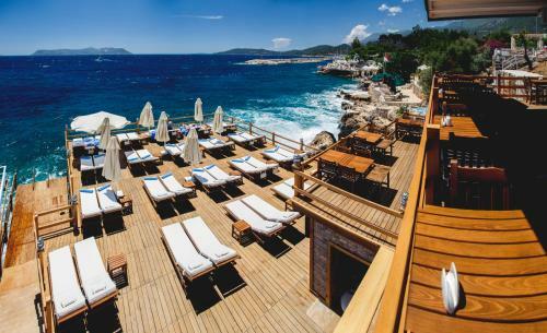 Sea View Hotel