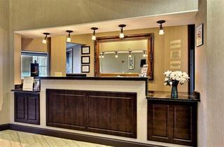 Hotel Magnolia Inn & Suites
