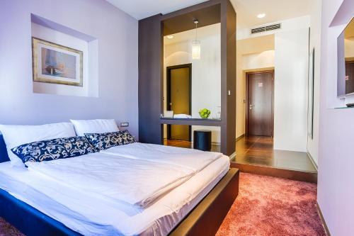 Hotel Starlight Luxury Rooms