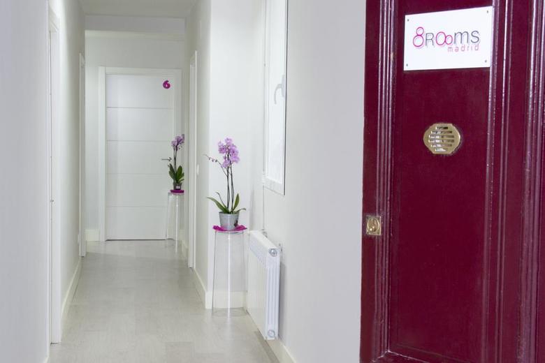 Bed & Breakfast 8rooms Madrid