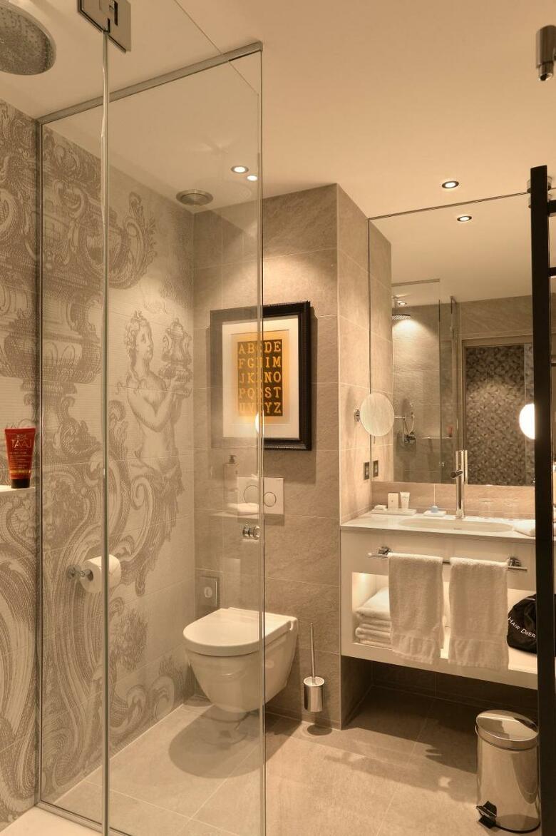 Hotel La Lanterne & Spa By Timhotel
