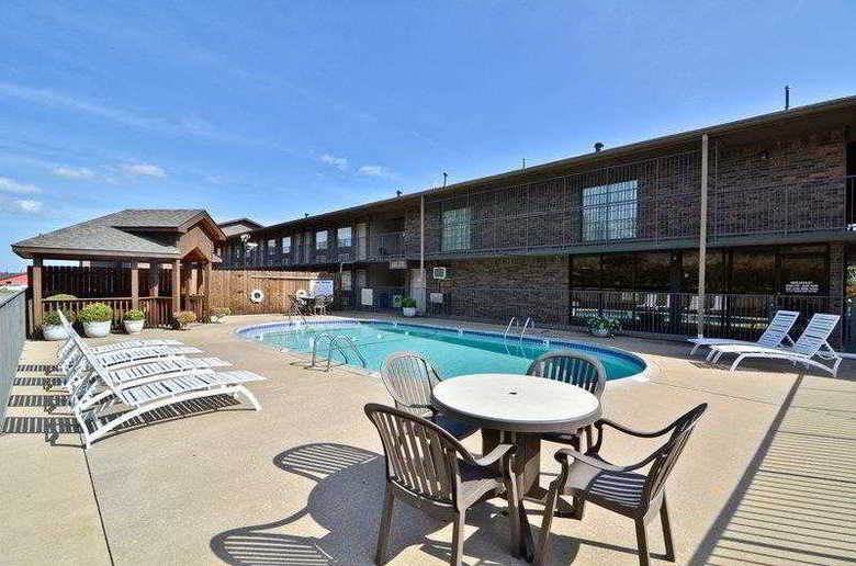 Motel Surestay Plus Poteau
