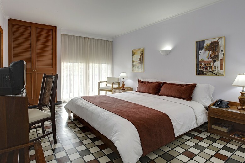 Hotel Bahia
