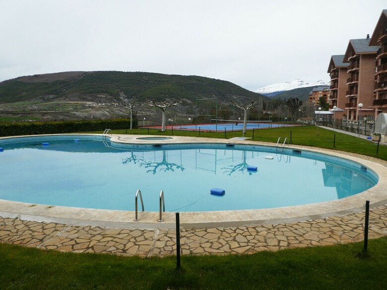 Apartamentos Jaca 3000