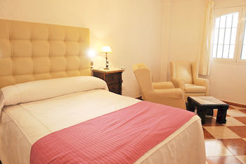 Albergue Hostal Puerto Lepe