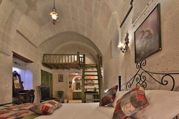Riverside Mansion Hotel