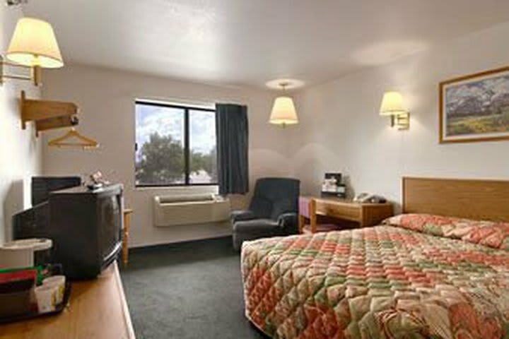 Motel Super 8 Greeley Co