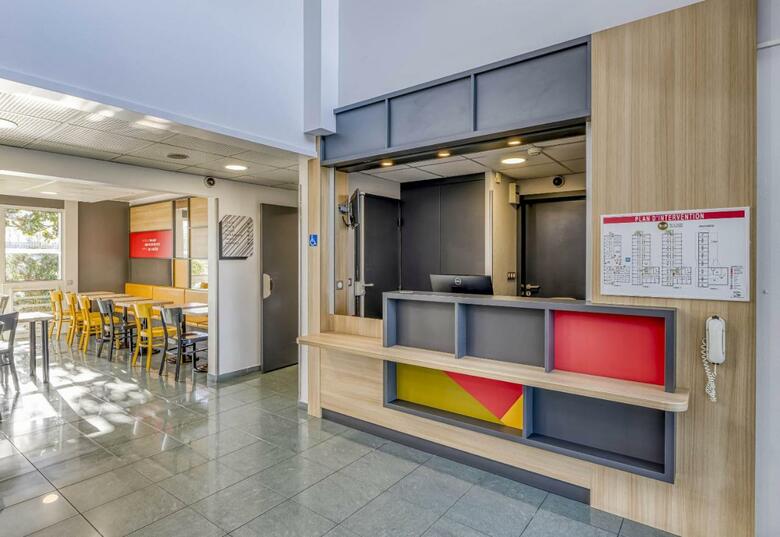 Hotel B&B Htel Bordeaux Lac Sur Bruges