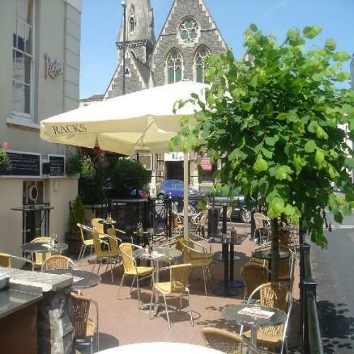 Clifton Hotel