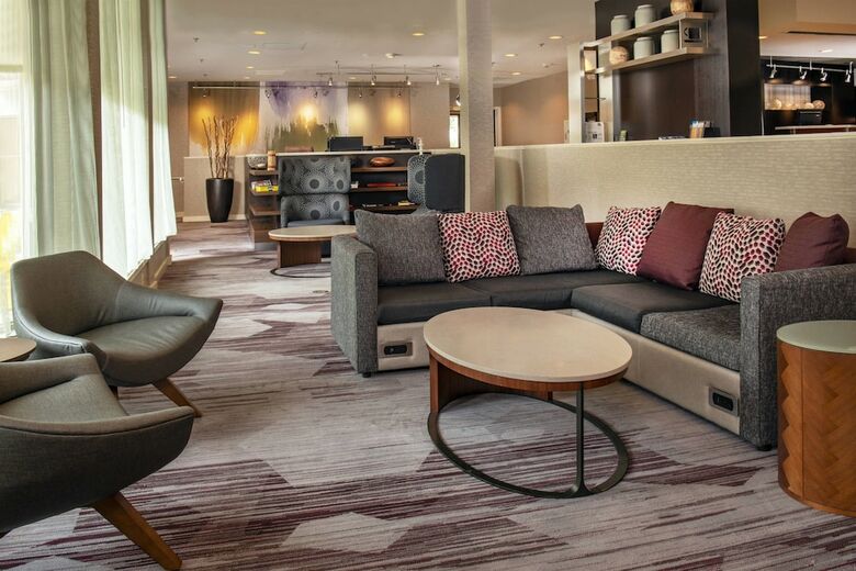 Hotel Courtyard By Marriott Rockville
