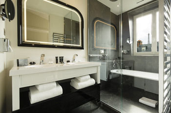 Hotel Le Narcisse Blanc & Spa