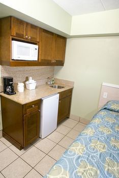 Hostal Schooner Inn