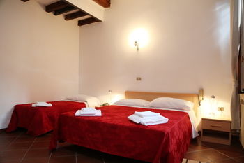 Bed & Breakfast Residenza Ca' Tazzoli