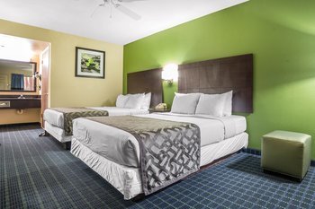 Hotel Rodeway Inn & Suites