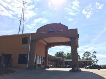 Motel Garden Inn & Suites
