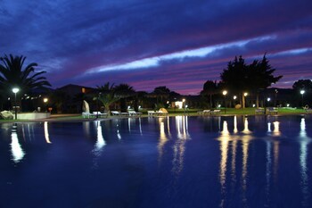 Residencia Rey Beach Club