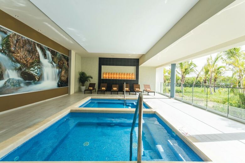 Hotel Riu Republica - Solo Adultos