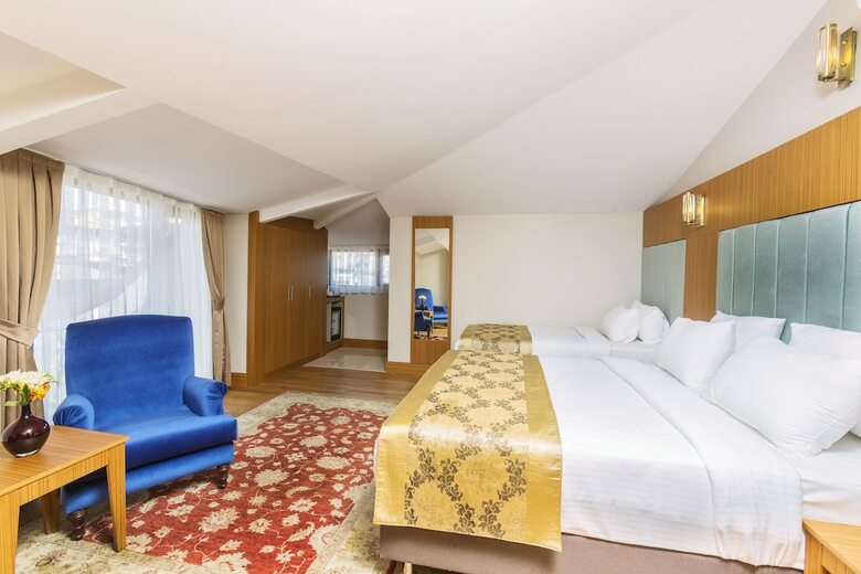 Hotel Acra