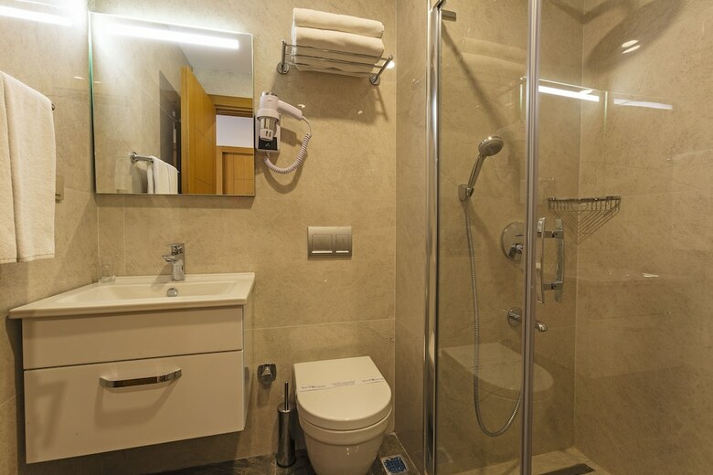 Hotel Acra