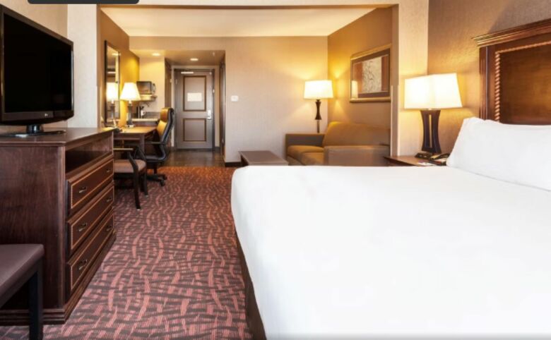 Holiday Inn Express Hotel & Suites Cheyenne