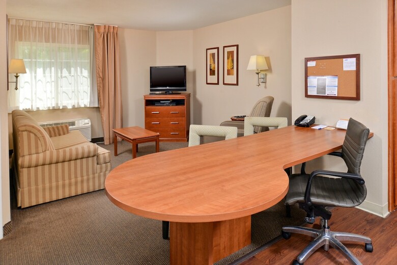 Hotel Candlewood Suites Lafayette