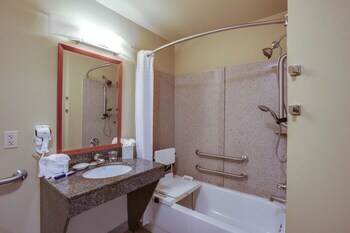 Hotel Candlewood Suites Richmond Airport