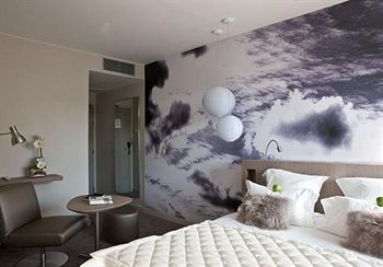 Le Grand Balcon Hotel