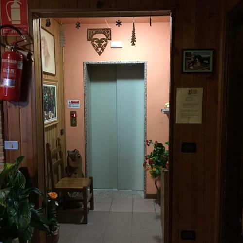 Hotel Albergo Ristorante Dosso Alto