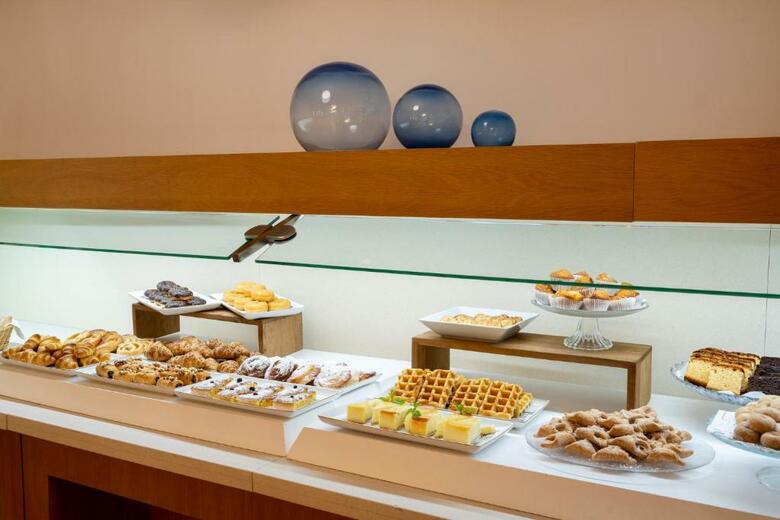 Hotel Parador De Moj�car