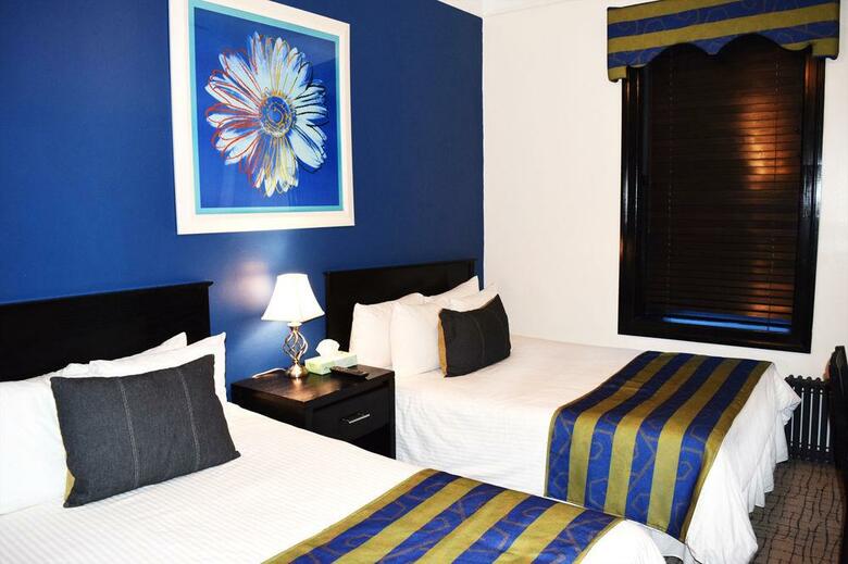 Royal Park Hotel And Hostel