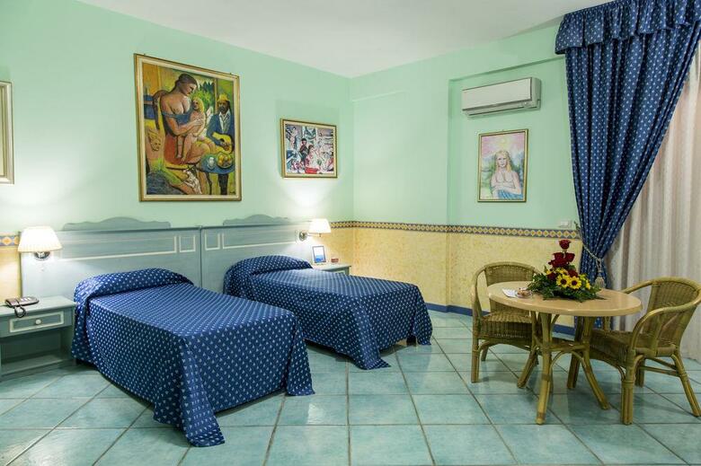 Hotel Polo Nautico