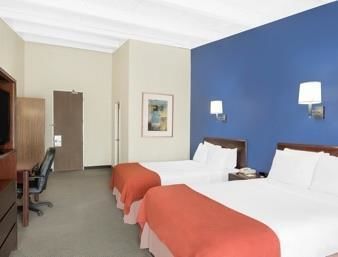 Holiday Inn Express Hotel & Suites Amherst-hadley, Ma