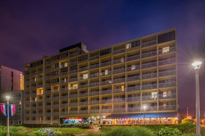 Hotel Quality Inn & Suites Oceanfront