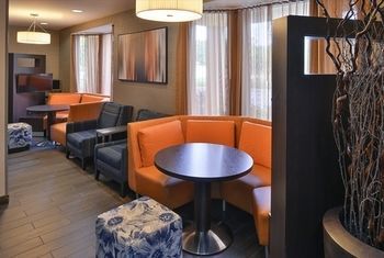 Hotel Courtyard Suwanee By Marriott