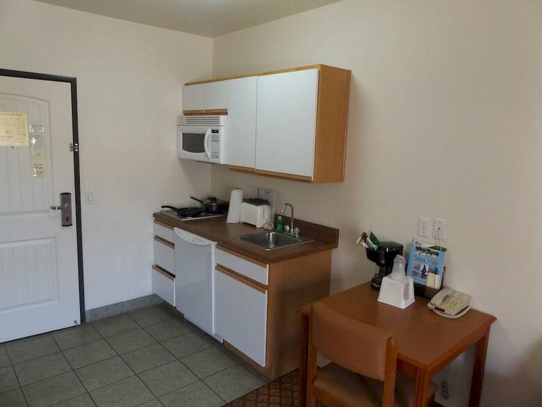 Hotel Sierra Vista Extended Stay