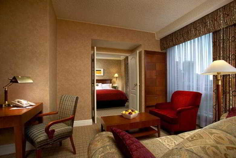 Hotel Sheraton Suites Calgary Eau Claire