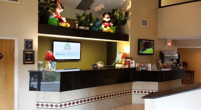 Destiny Palms Hotel Maingate West