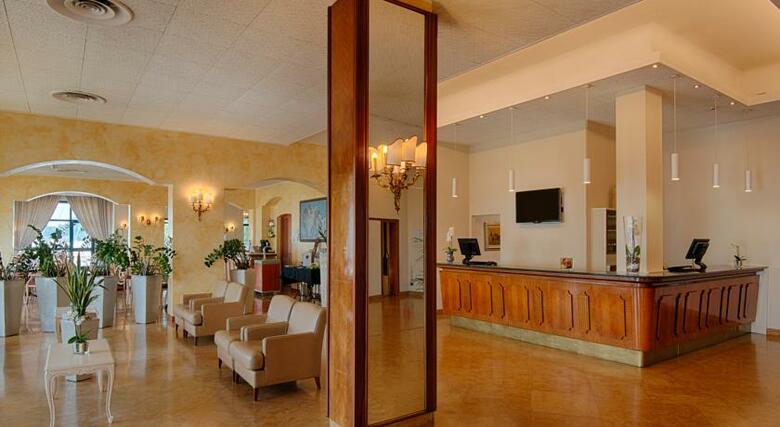 Hotel NH Ancona