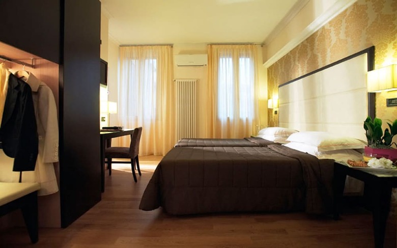 Hotel Touring