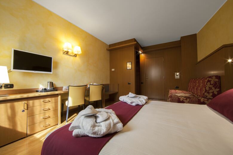 Carlyle Brera Hotel