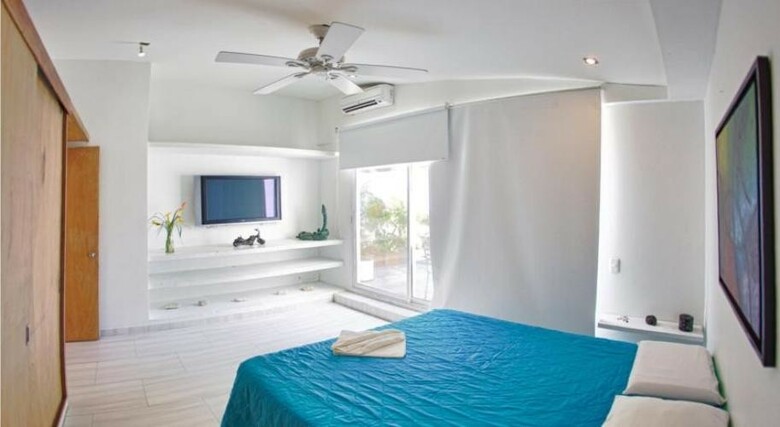 Hotel Barahona 446