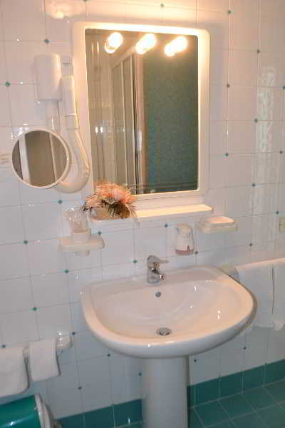 Hotel Leucosya