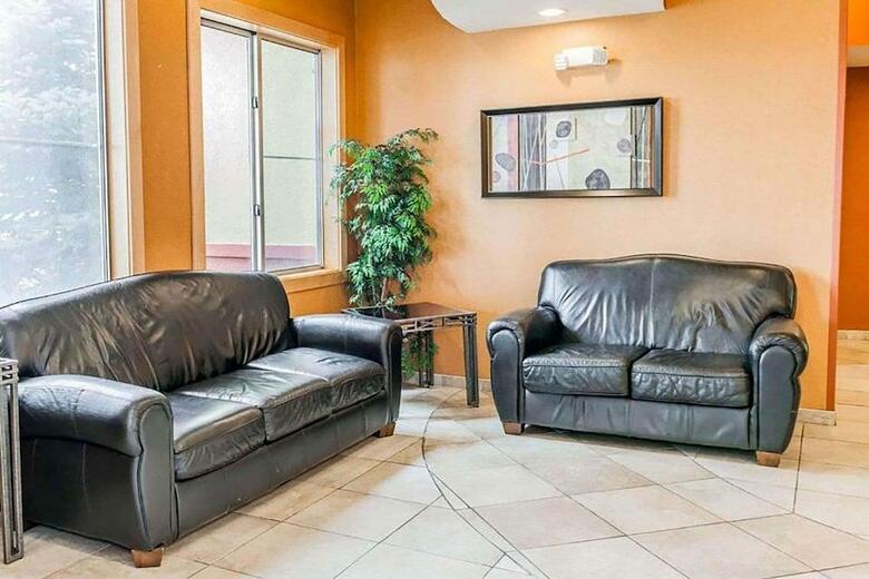 Hotel Quality Inn And Suites East
