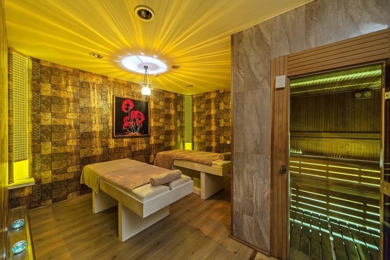 Hotel Grand Oztanik