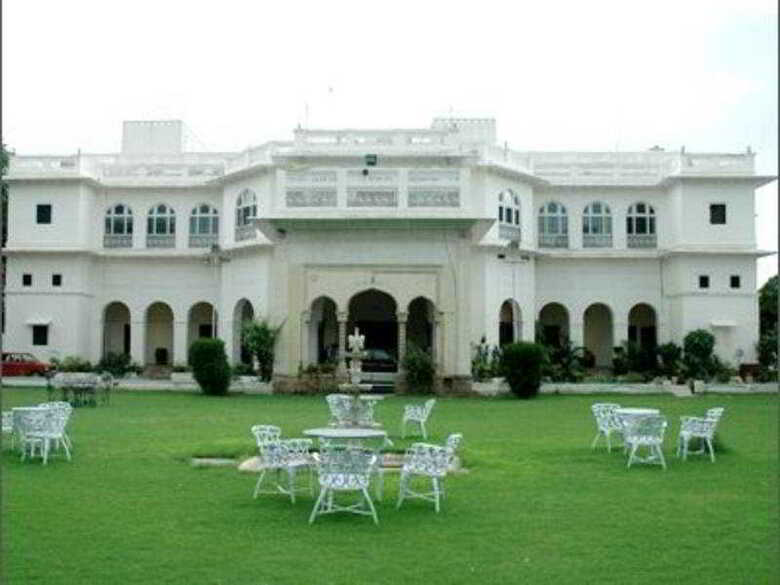 Hotel Hari Mahal Palace